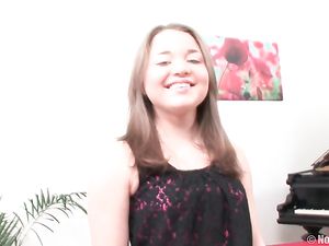 Cutie Models Her Curvy Body And Sucks His Dick